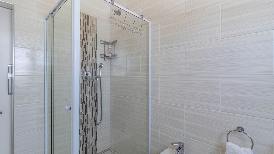 4 Bedroom Property for Sale in Sandy Point Beach Estate Western Cape